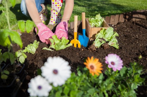Garden recycling and compostable waste management in Sanderstead